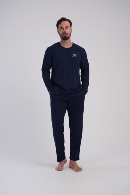 long sleeves 100% cotton